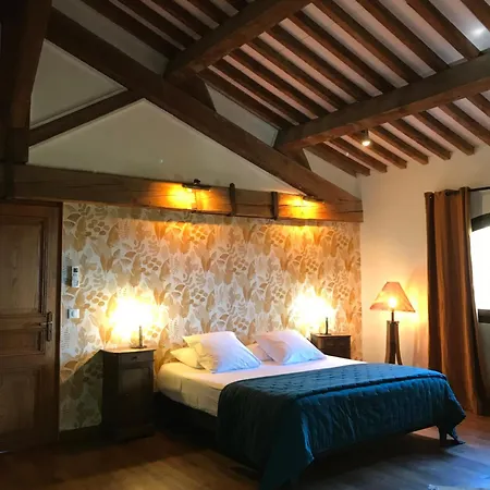 Petit Bed & Breakfast 3*