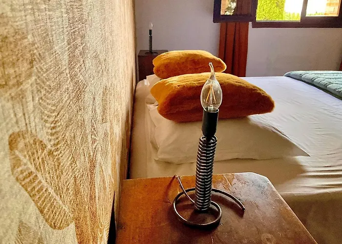 Petit Alojamento de Acomodação e Pequeno-almoço Thuir