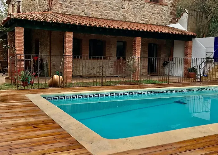 Petit Alojamento de Acomodação e Pequeno-almoço Thuir